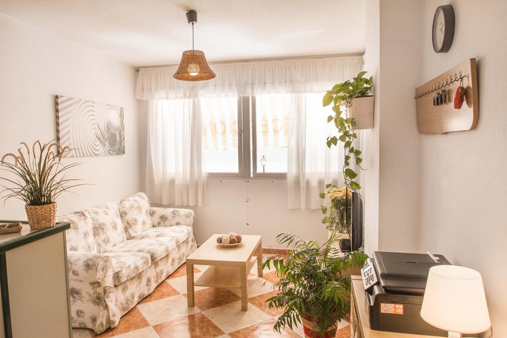 Hostal Jomarijo 푸엔히롤라 외부 사진